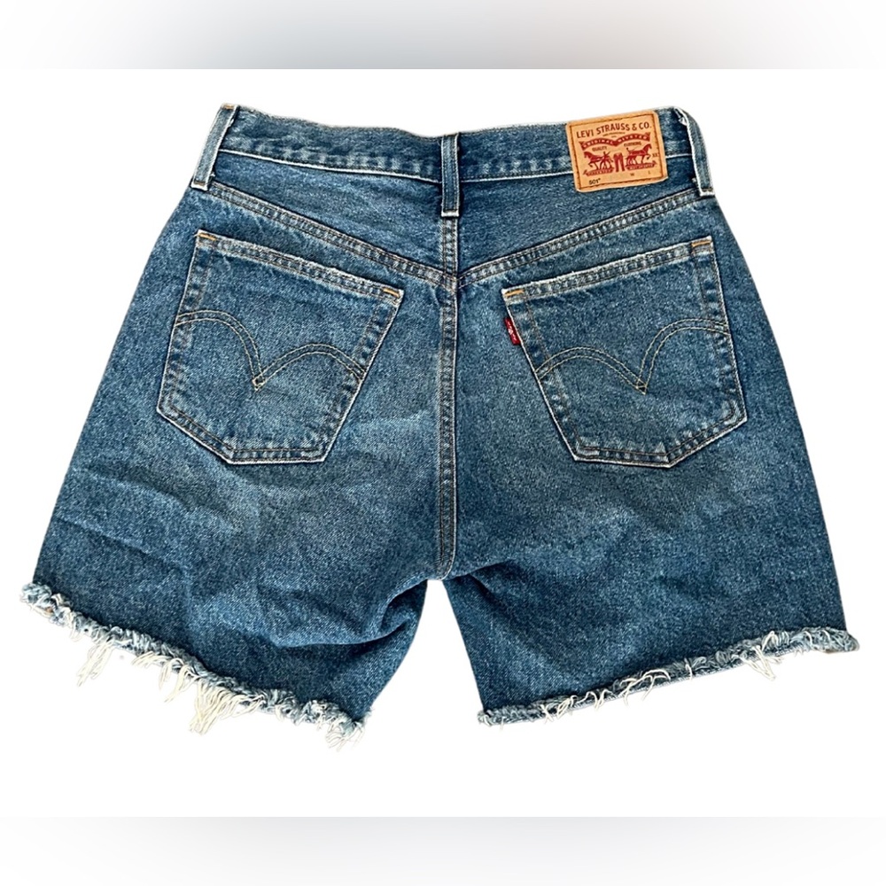 Levi’s 501 Original Denim Shorts | Medium Blue | Size 28 - Picture 2 of 5